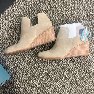 Toms Kallie Wedge Bootie Grey